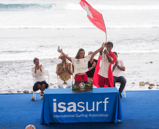 Swiss Surfer fight for the World Champion Title